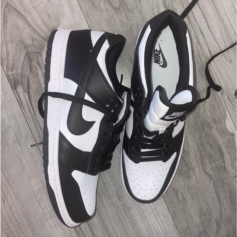 Panda dunks low